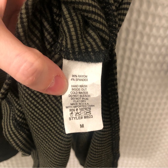 Comfy USA Striped Long Sleeve Turtleneck Tunic Top Green Black Stretch Stripes - Picture 6 of 6